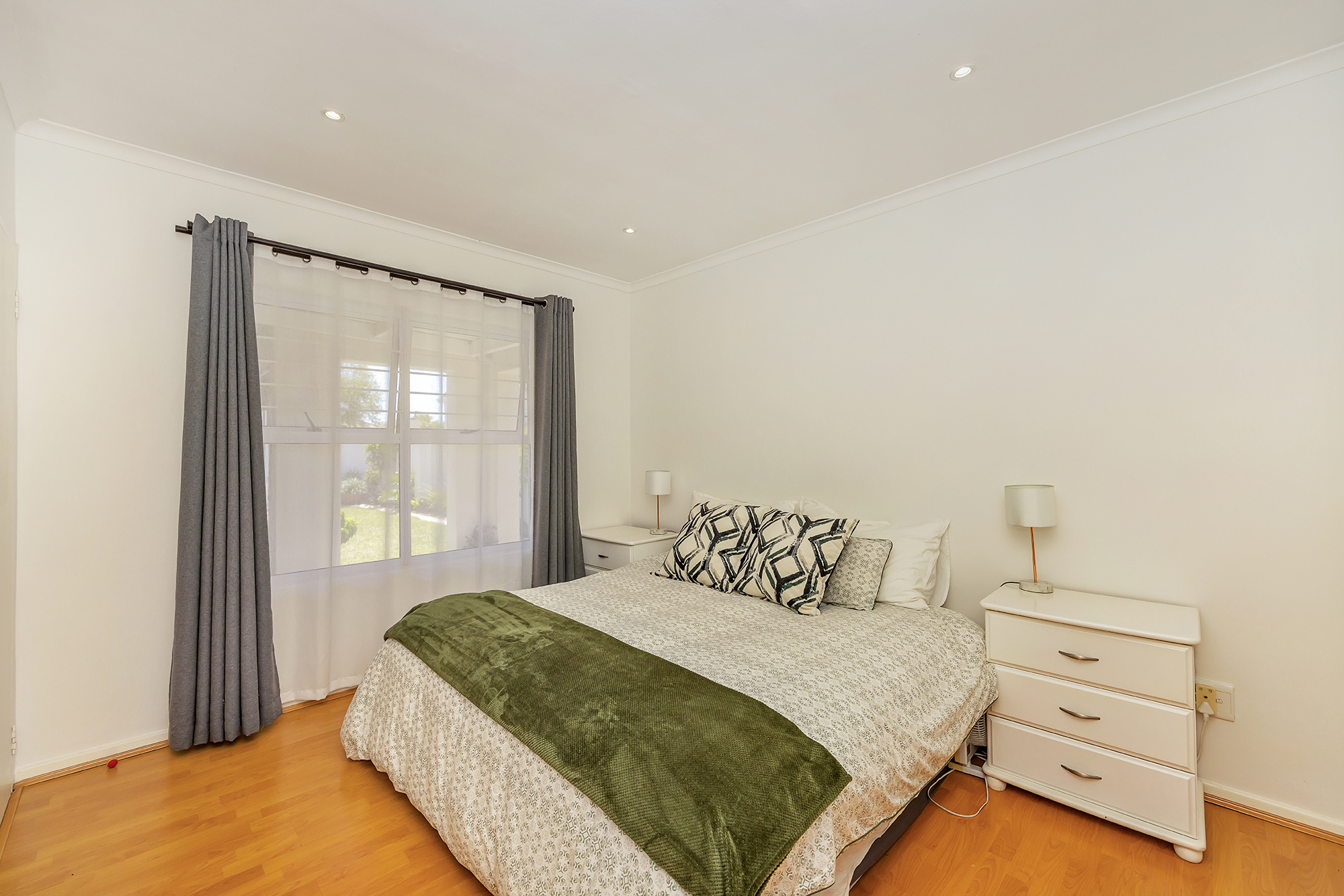 To Let 3 Bedroom Property for Rent in Sunningdale Western Cape